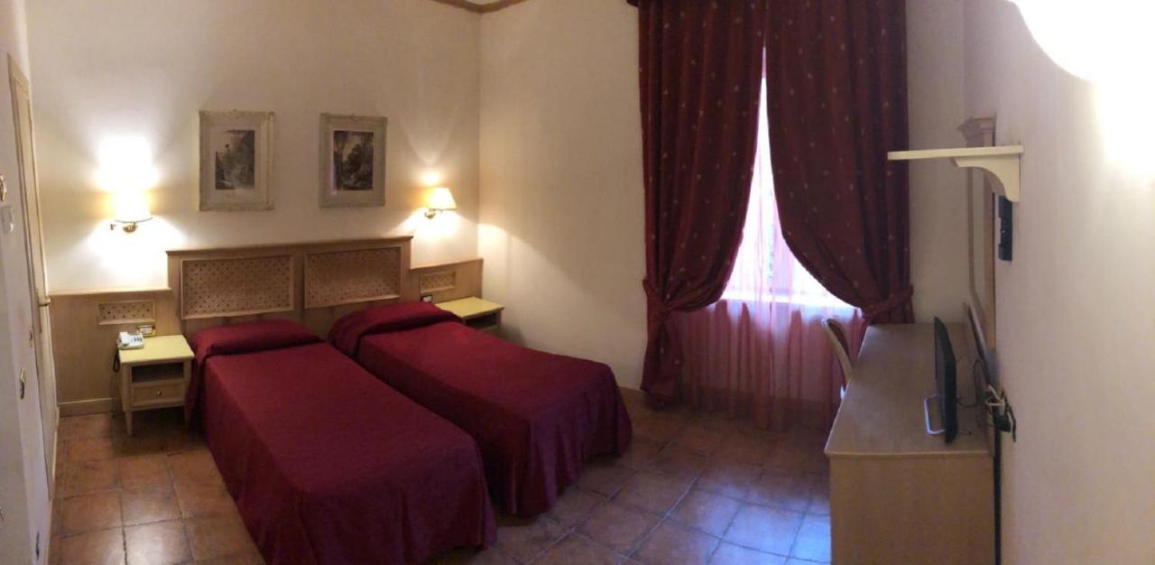 Quadrifoglio By Mancini Hotell 3*